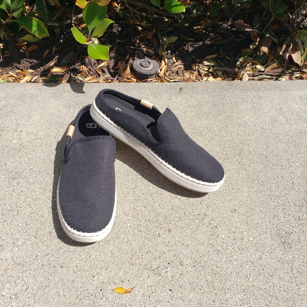 UGG Women's Black and Cream Slip-On Loafers
